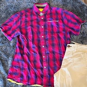 Mens medium short sleeve button up